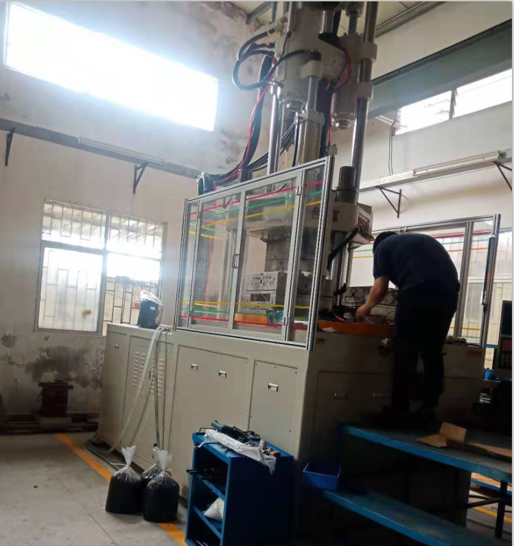 bmc立式注塑機 bmc立式注塑機